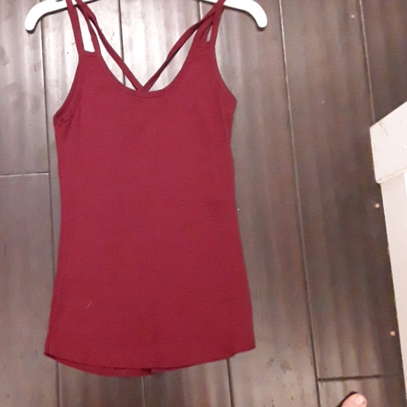 Women Strap Tanktop Red Ribbed - Picture 4 of 4